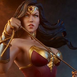 Sideshow Collectibles Wonder Woman Bust